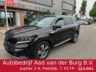 Sorento 1.6T 267pk PHEV Hybrid 4WD Panorama dak  Smart key , Navigatie , Camera , Lederen bekleding incl. stoel & stuur verwarming , Parkeerhulp Voor& Achter Priveglas ,