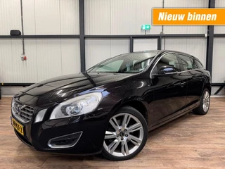 Volvo V60 1.6 T4 Summum / AUTOMAAT / LEDER / MEMORY SEATS / CLIMA /