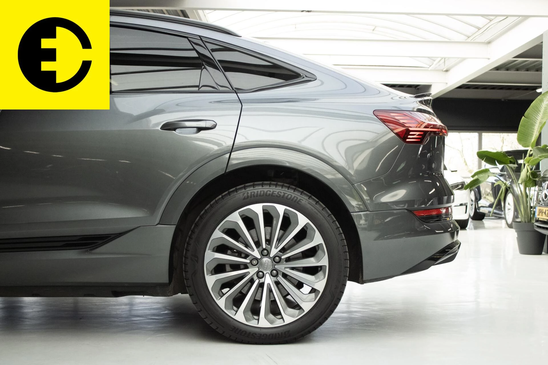 Hoofdafbeelding Audi e-tron