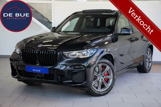 Hoofdafbeelding BMW X5 BMW X5 xDrive45e 6 Cil High Executive 1ste Eig M-Sport Competition 50 Years Pano HUD Trekhaak Full Options Dealer Onderhouden