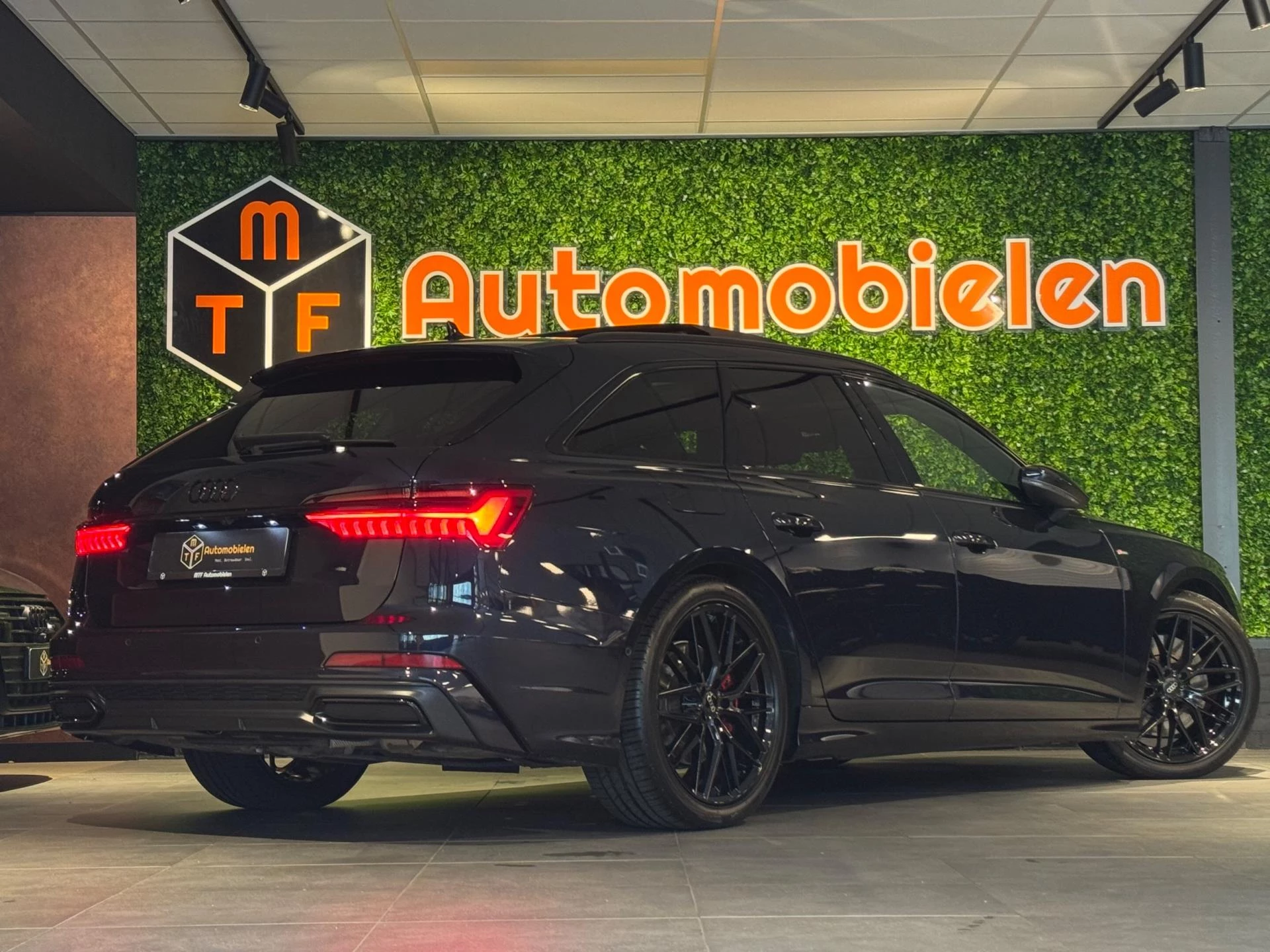 Hoofdafbeelding Audi A6