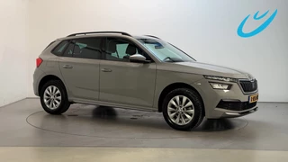 Skoda Kamiq 1.0 TSI 110pk DSG Style Stoelverwarming Parkeersensoren App-Connect