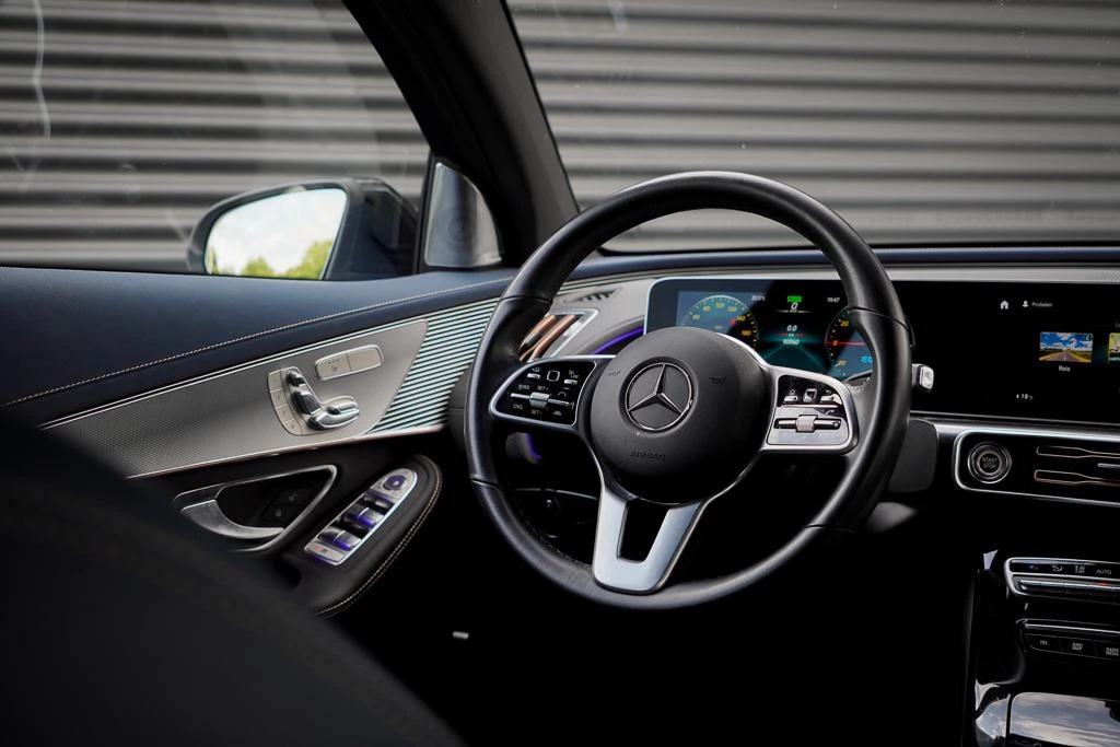 Hoofdafbeelding Mercedes-Benz EQC