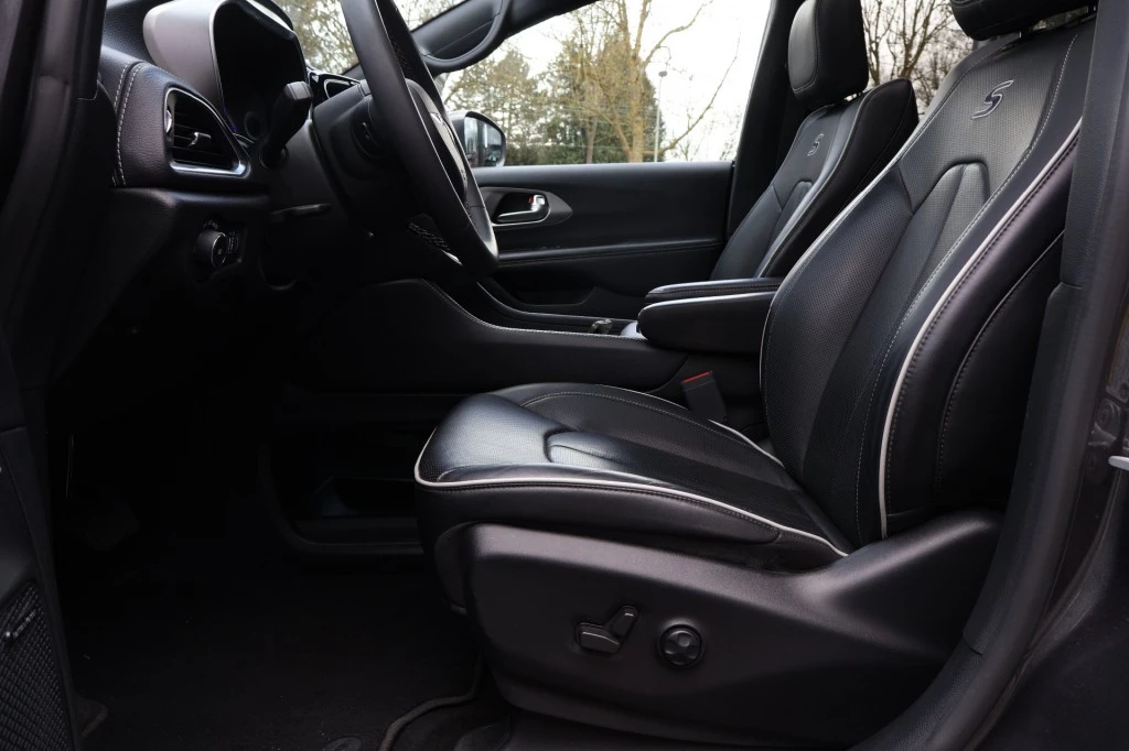 Hoofdafbeelding Chrysler Pacifica