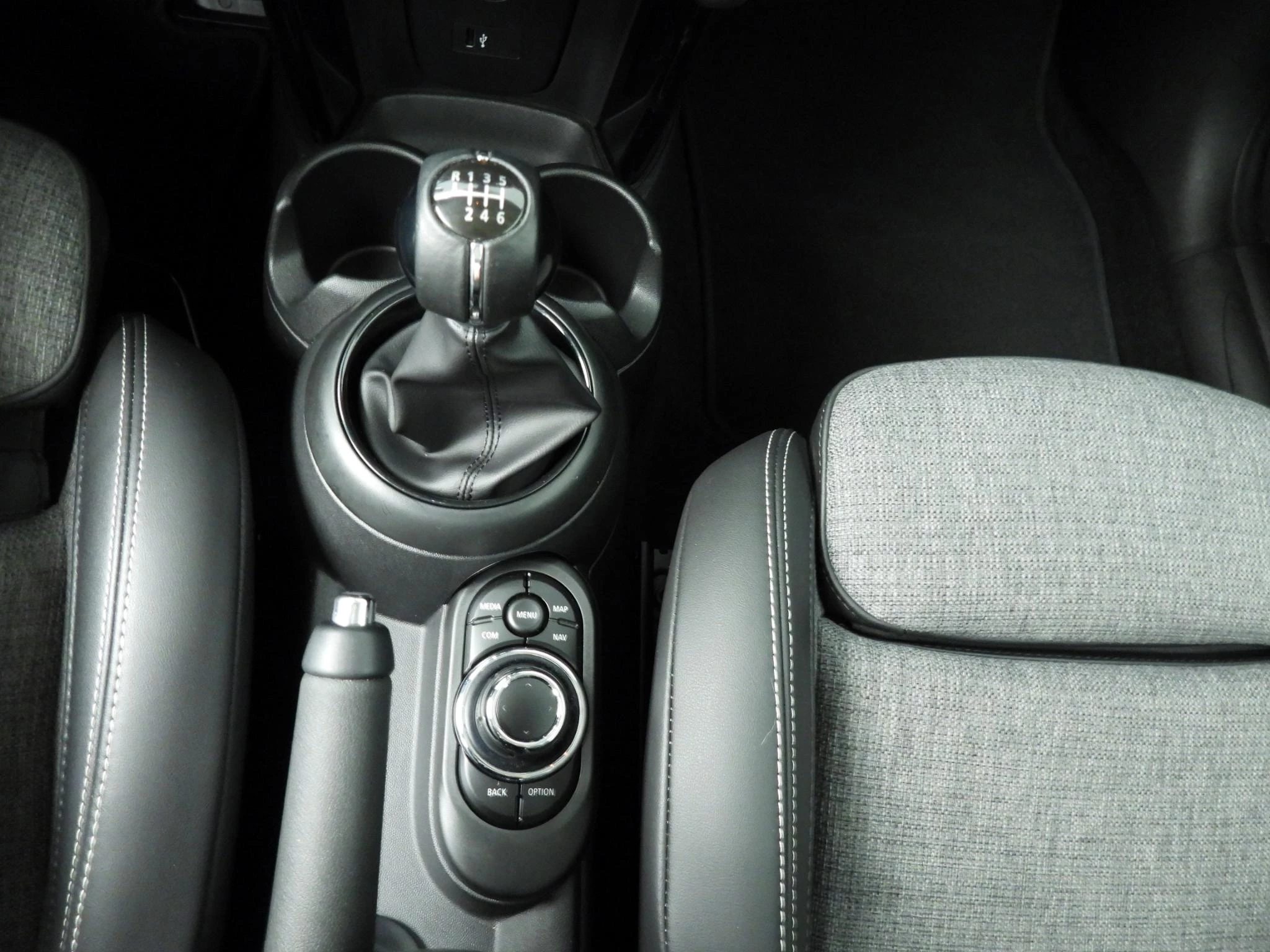 Hoofdafbeelding MINI 3-deurs