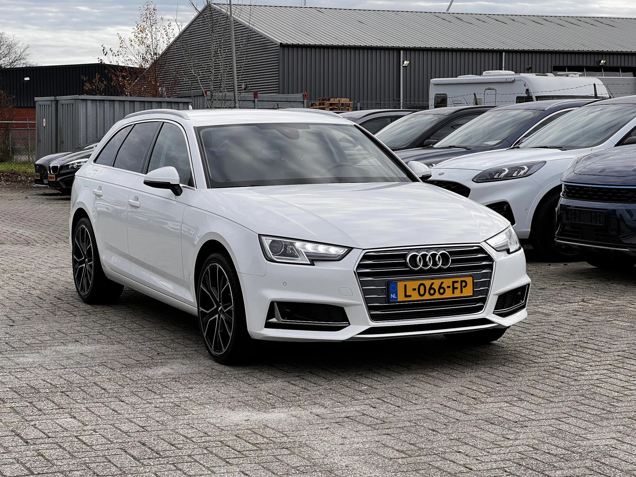 Hoofdafbeelding Audi A4