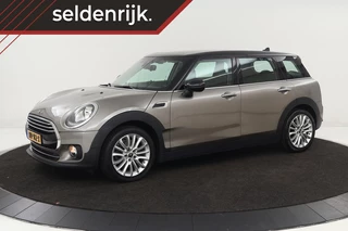 Hoofdafbeelding MINI Clubman Mini Clubman 1.5 Cooper Pepper | Navigatie | Cruise control |  Keyless | PDC | Bluetooth | Climate control | Chrome Line