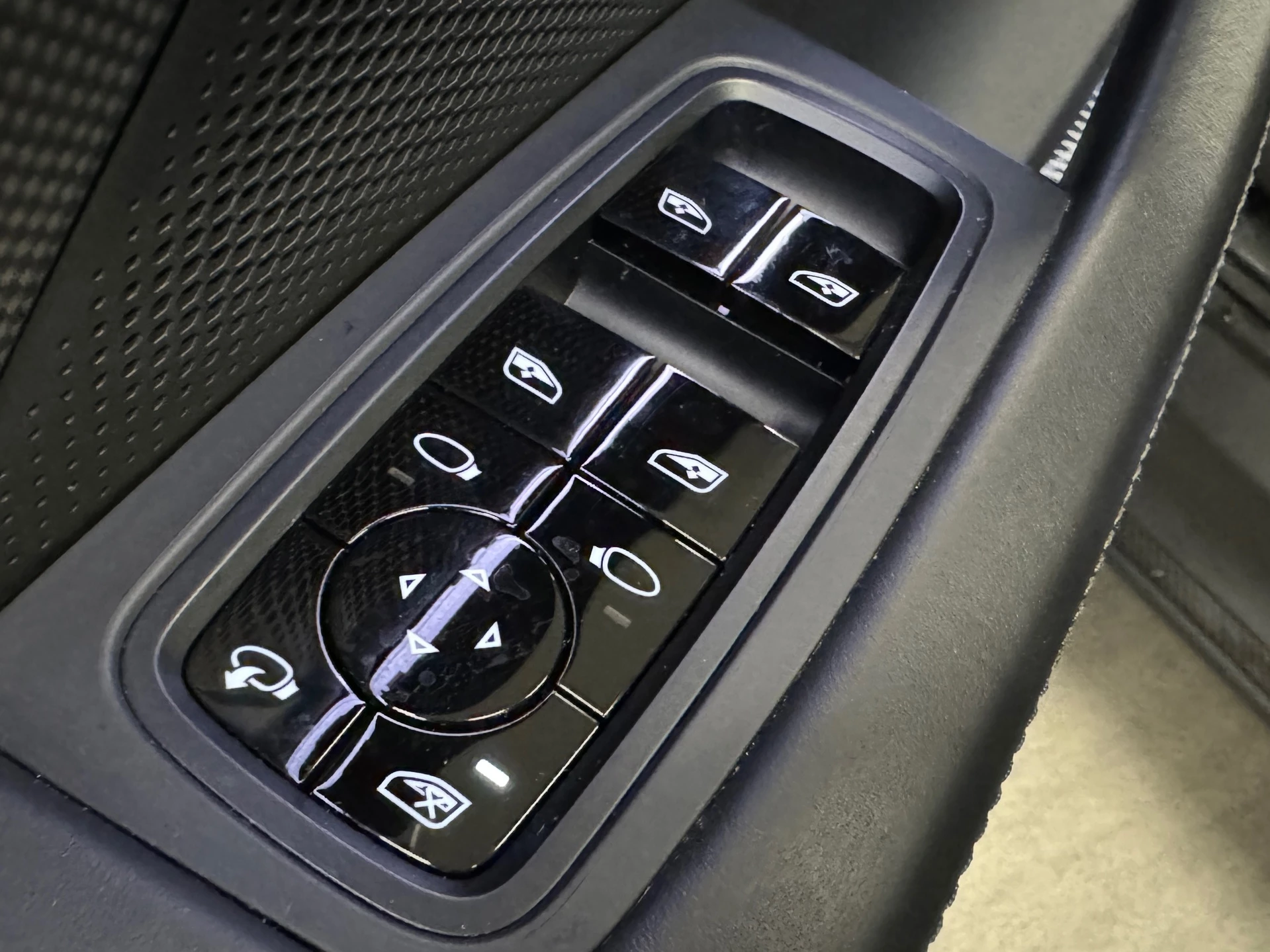 Hoofdafbeelding Porsche Taycan