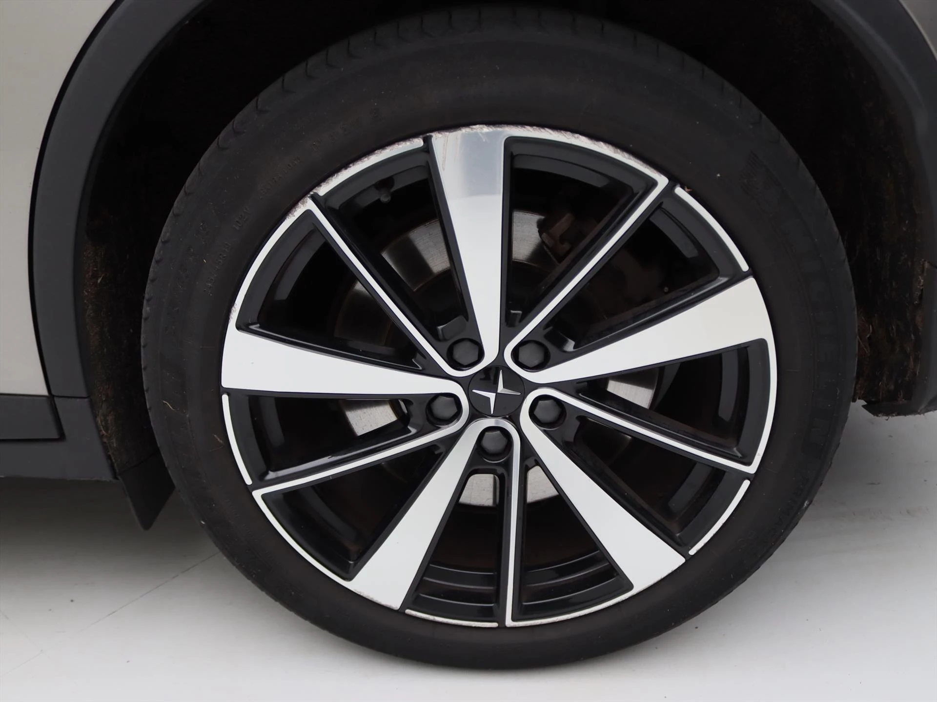 Hoofdafbeelding Polestar 2