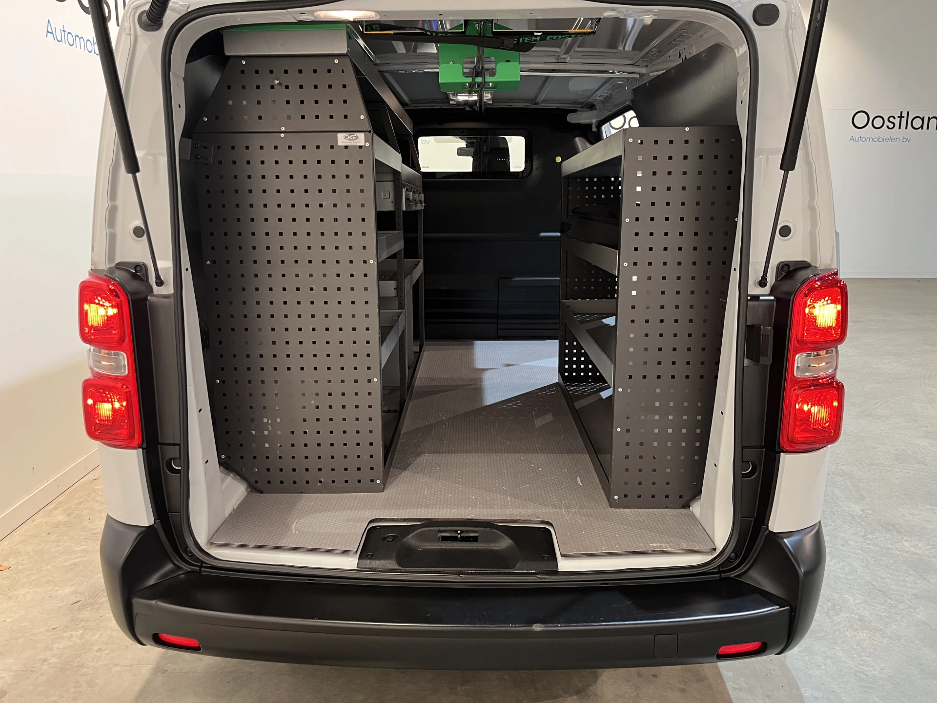 Hoofdafbeelding Peugeot e-Expert