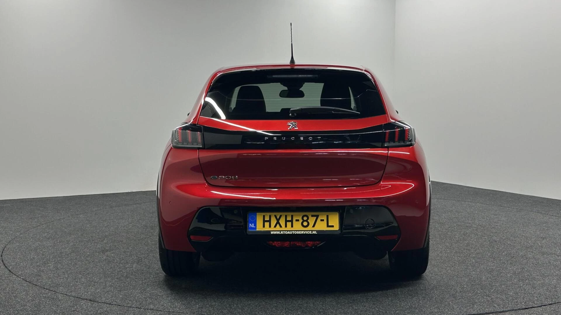 Hoofdafbeelding Peugeot e-208