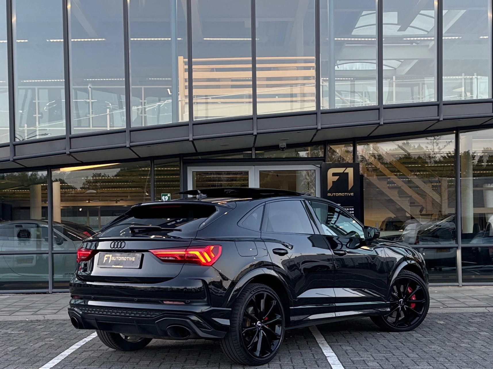 Hoofdafbeelding Audi RSQ3
