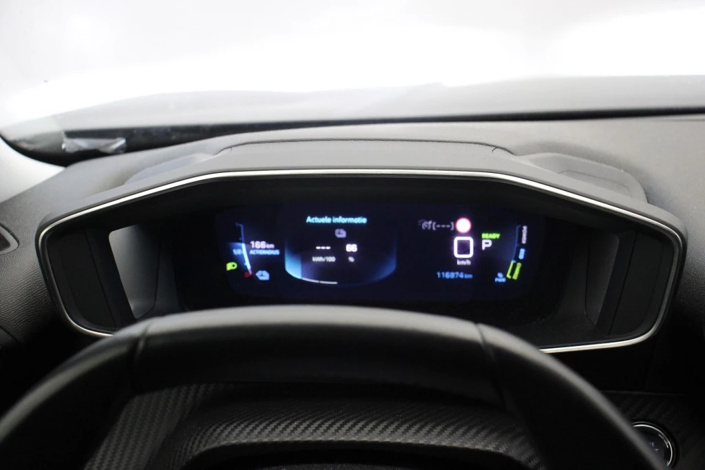 Hoofdafbeelding Peugeot e-2008