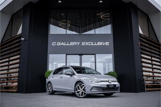 Volkswagen Golf 1.5 eTSI - Panorama | H&K | Memory | IQ. Light | ACC | HUD | Keyless