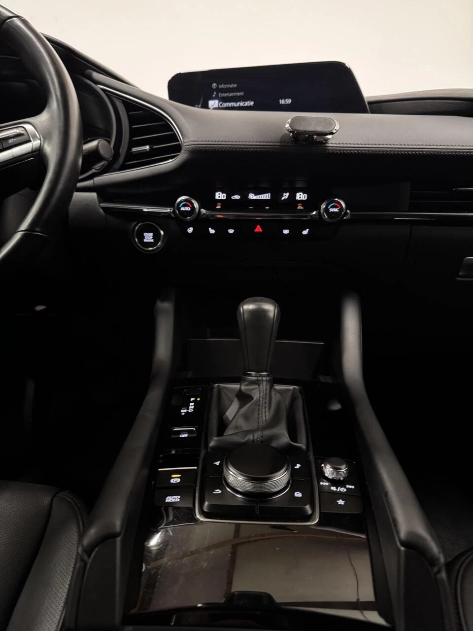 Hoofdafbeelding Mazda 3