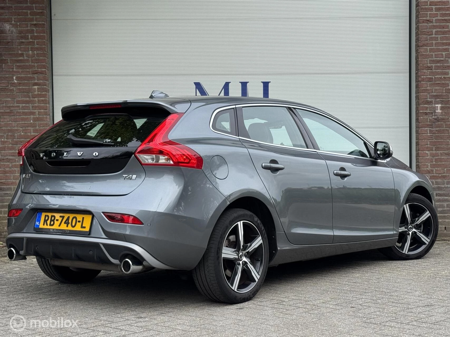 Hoofdafbeelding Volvo V40