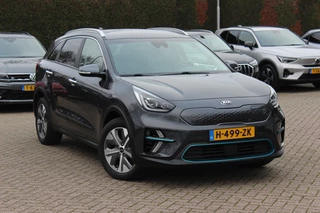 Kia e-Niro ExecutiveLine 64 kWh / SoH 91% / Warmtepomp / Trekhaak / Camera / Leder / Keyless / Stoelventilatie / Navigatie / Dodehoek / DAB / Cruise Control