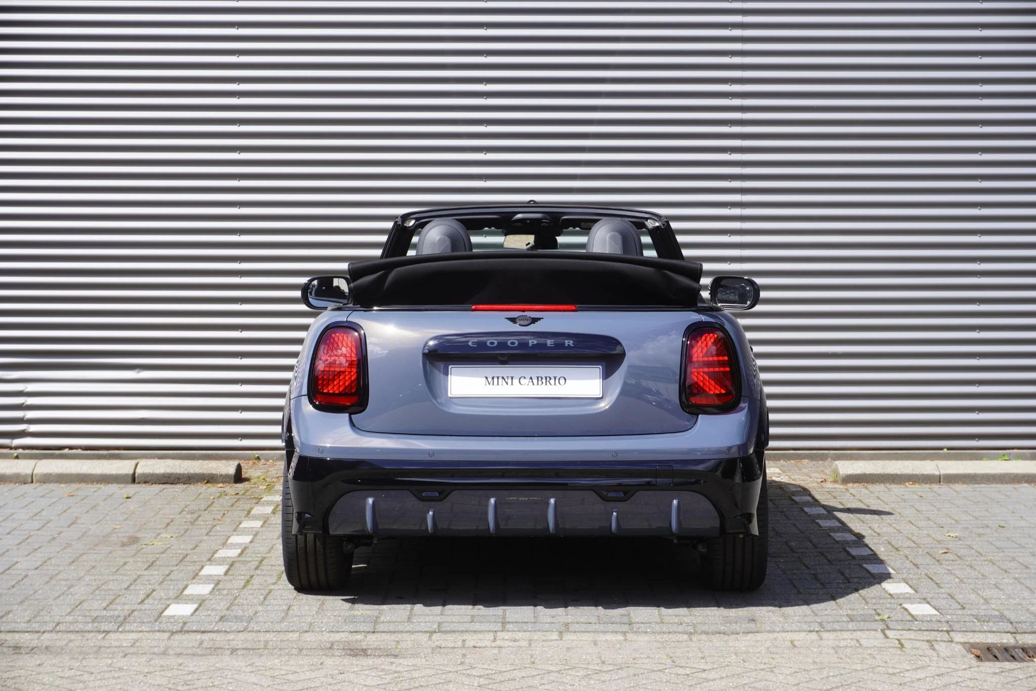 Hoofdafbeelding MINI Cabrio