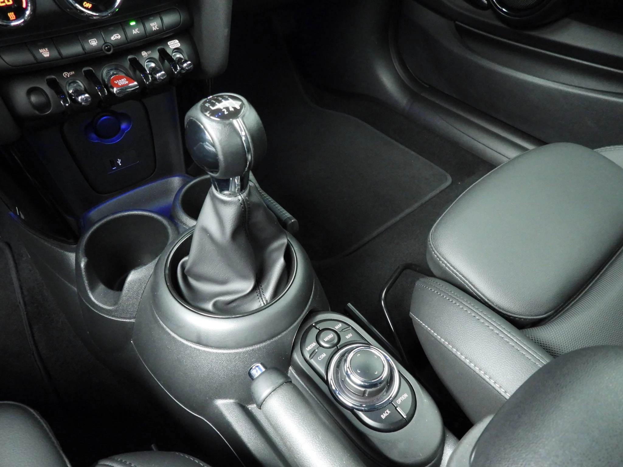 Hoofdafbeelding MINI 3-deurs