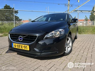 Hoofdafbeelding Volvo V40 Volvo V40 2.0 D4 Momentum Business