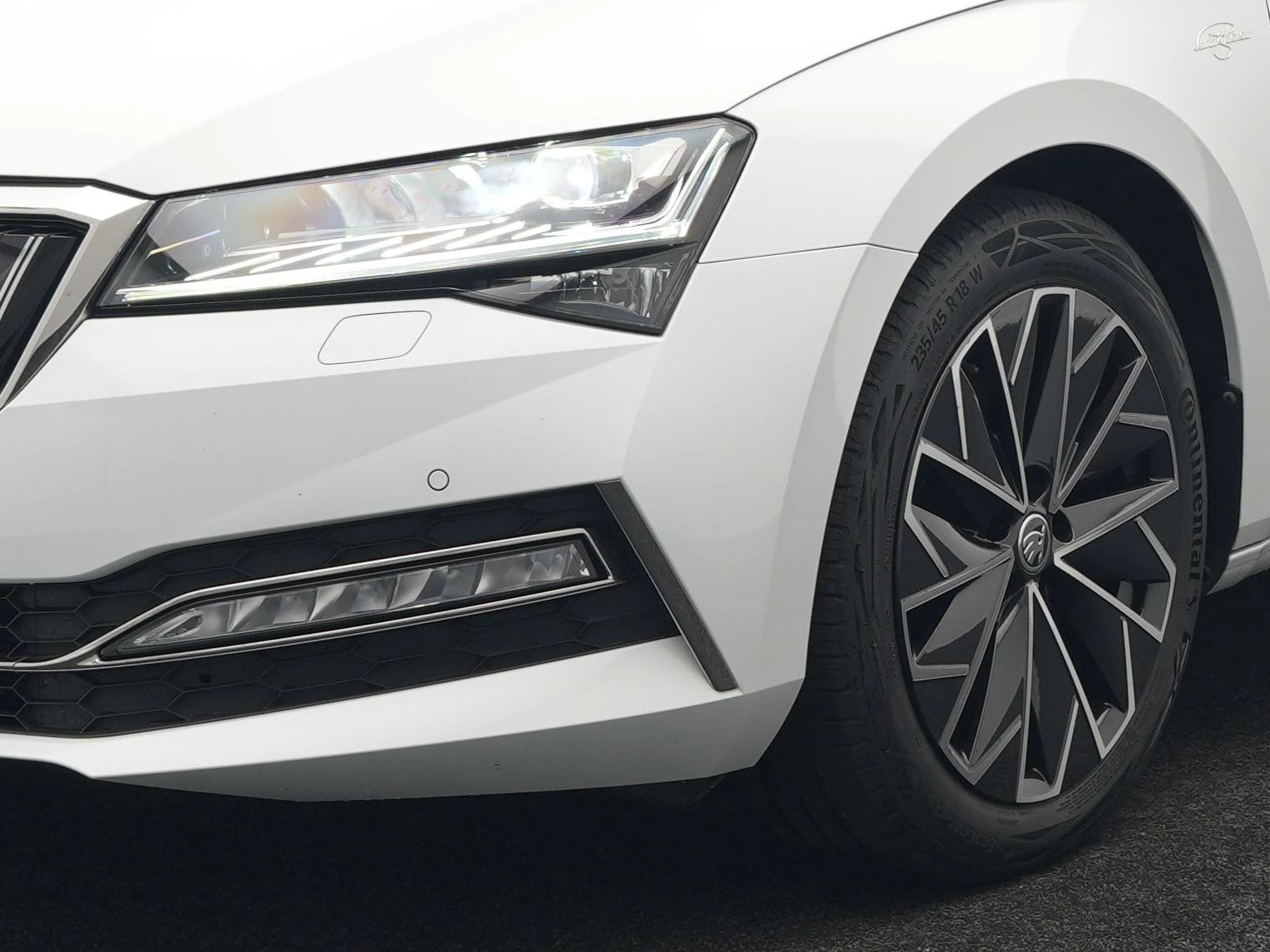Hoofdafbeelding Škoda Superb