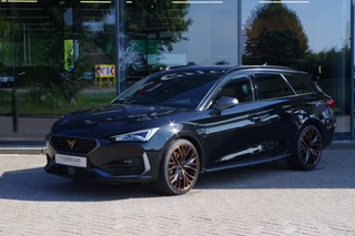 CUPRA Leon Sportstourer 1.4 e-Hybrid 245 PK VZ Copper Edition, Adap. Cruise Control, Kuipstoelen, Sfeerverlichting, LED
