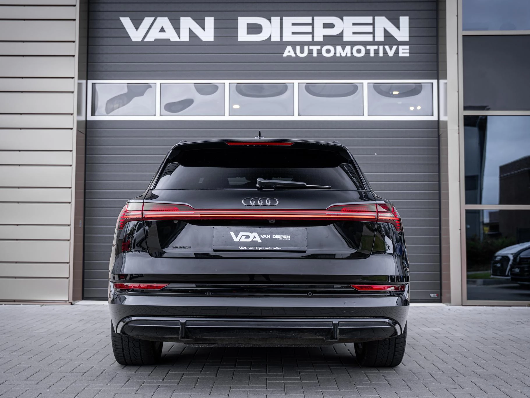 Hoofdafbeelding Audi e-tron