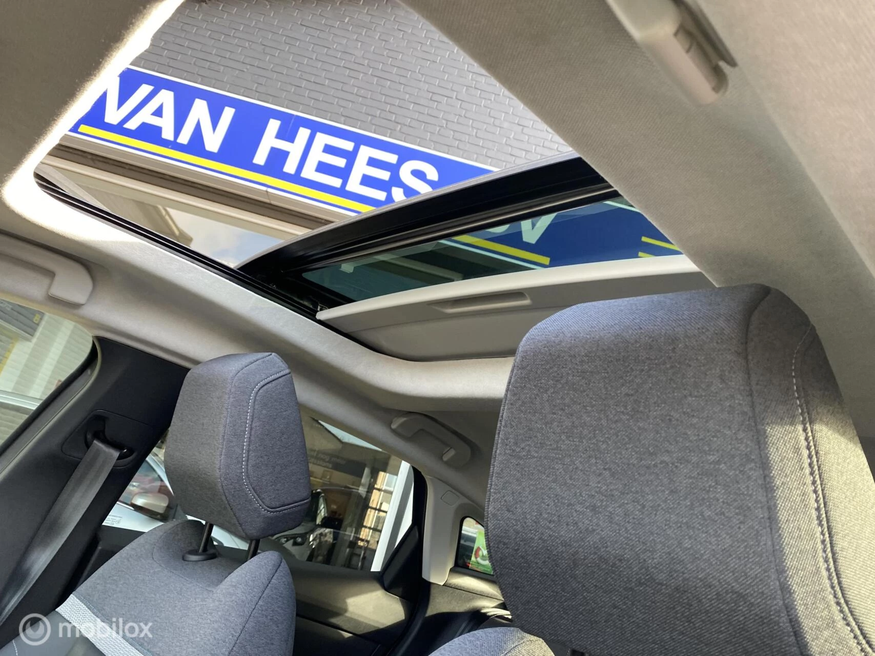 Hoofdafbeelding Citroën ë-C4