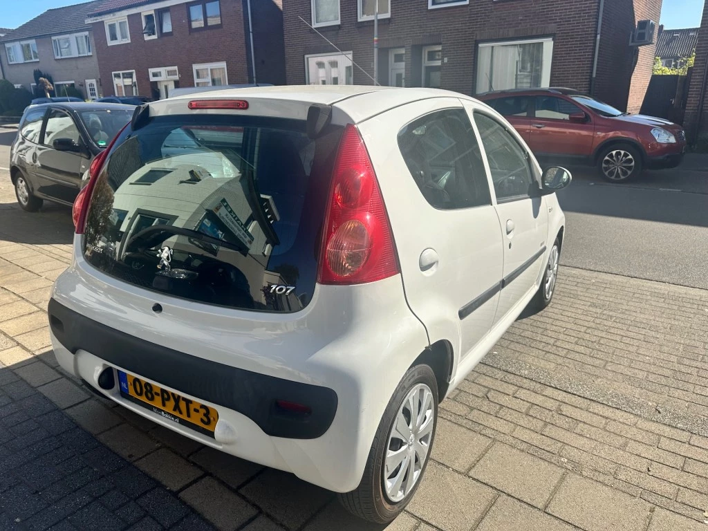 Hoofdafbeelding Peugeot 107
