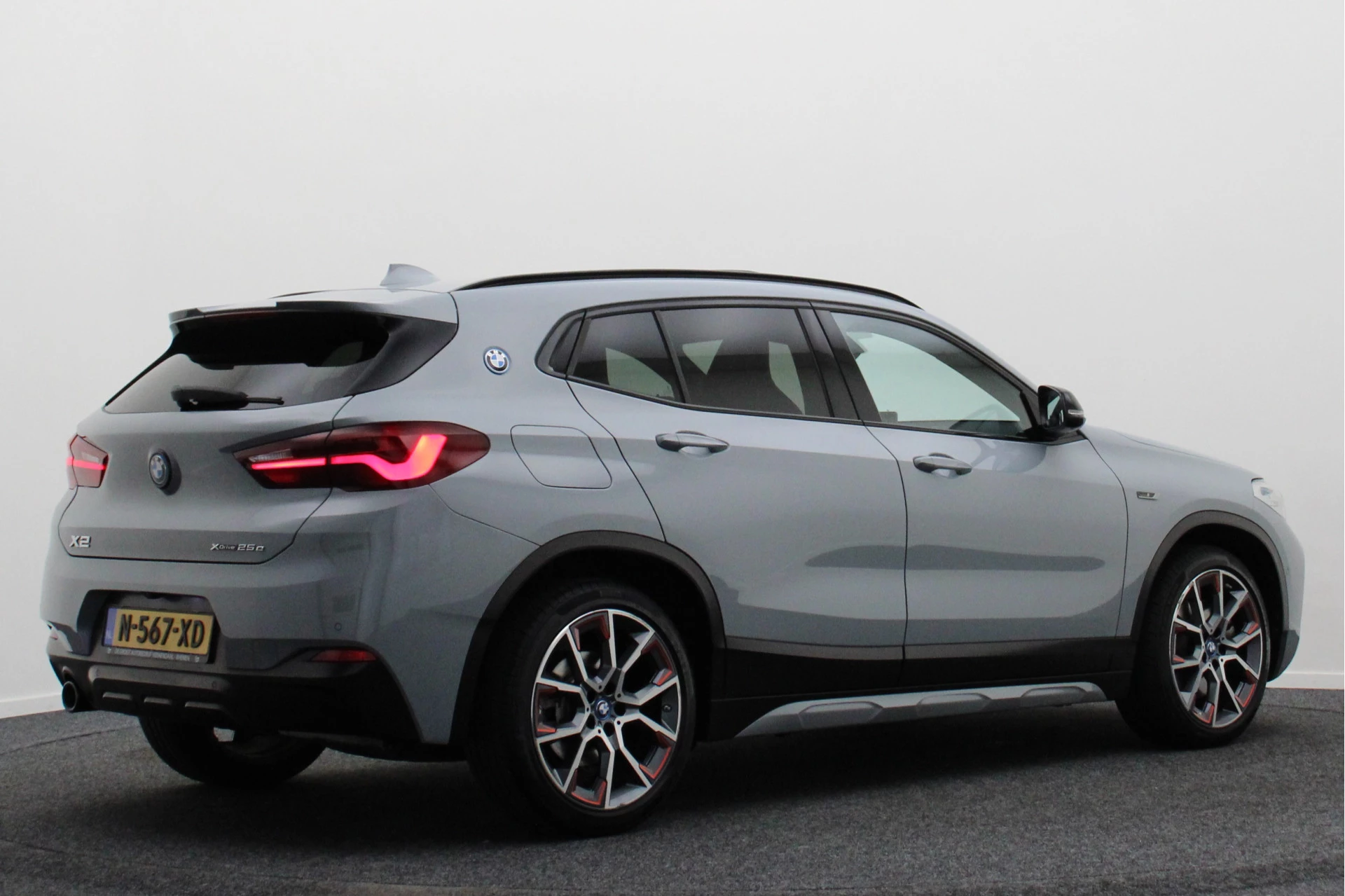 Hoofdafbeelding BMW X2