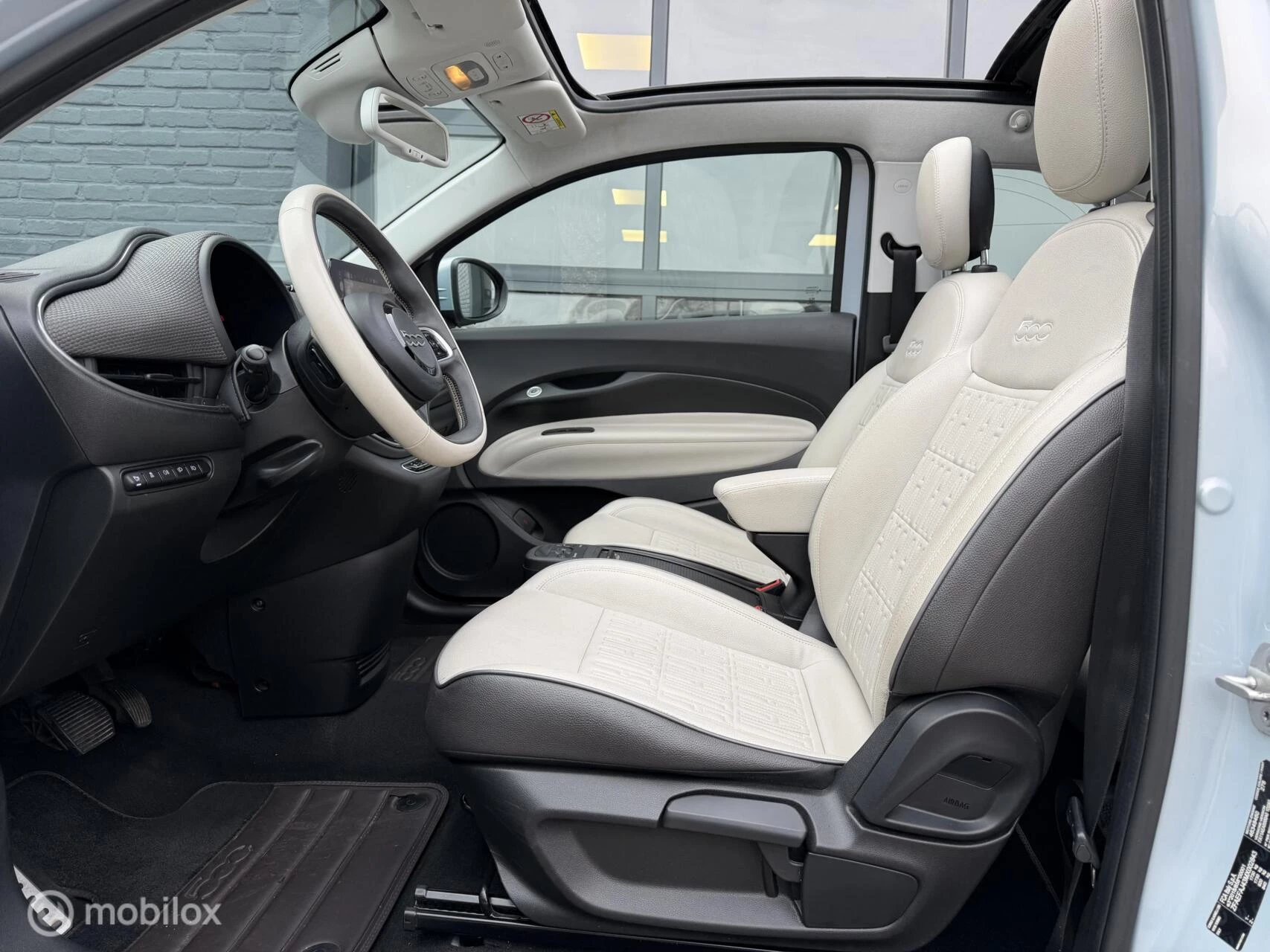 Hoofdafbeelding Fiat 500C