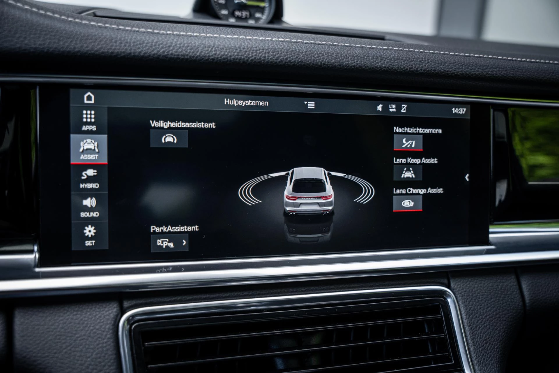 Hoofdafbeelding Porsche Panamera