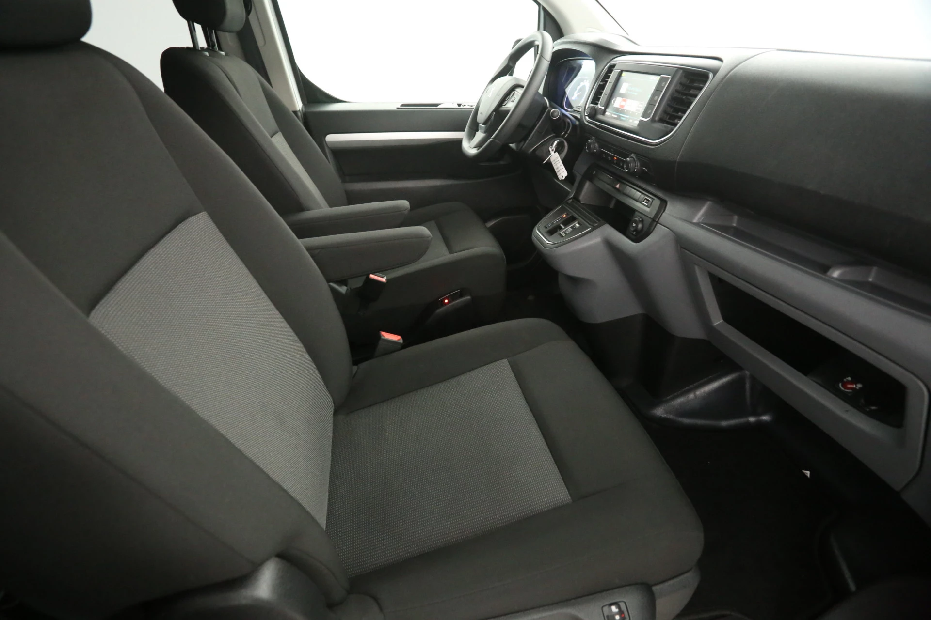 Hoofdafbeelding Peugeot e-Expert