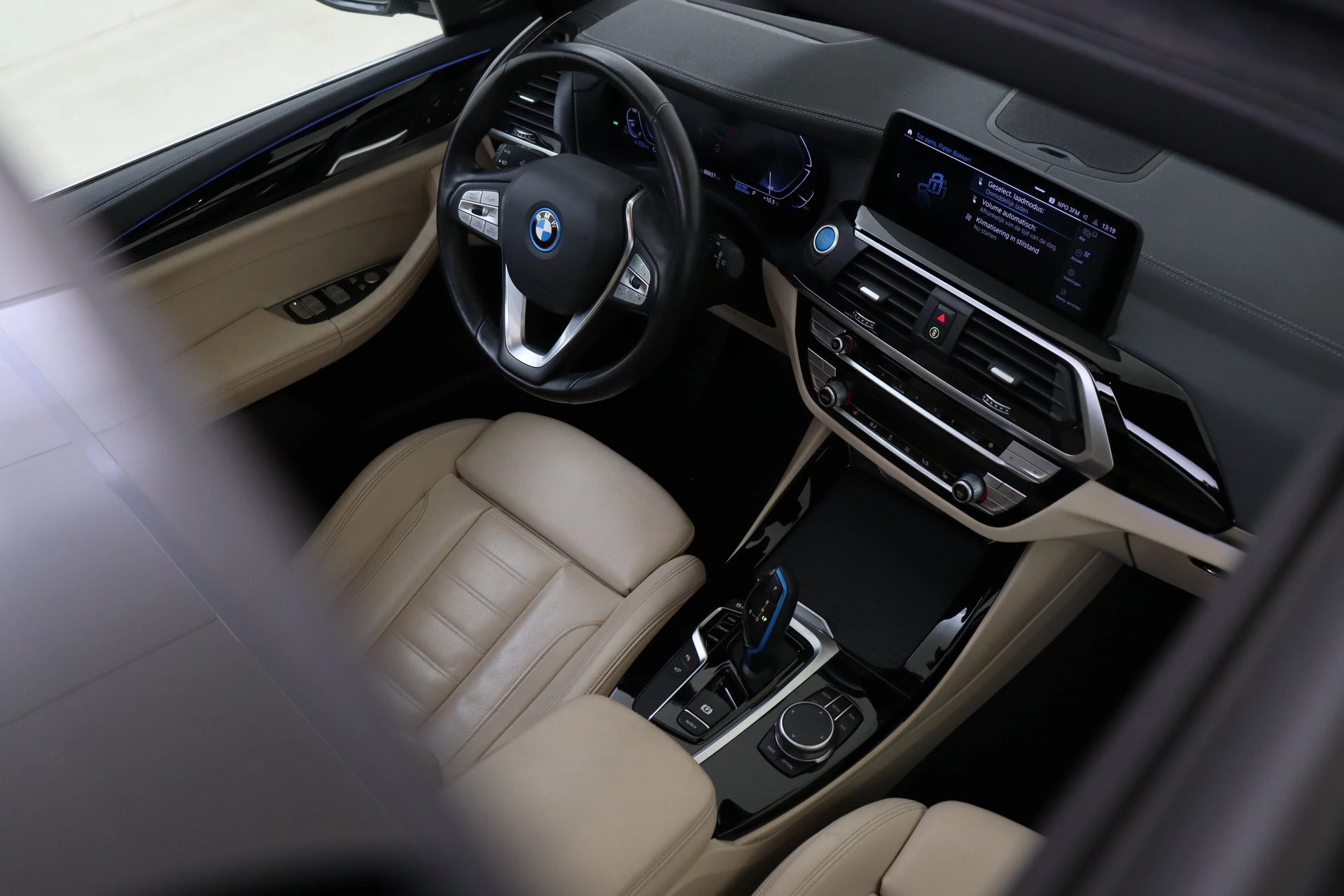 Hoofdafbeelding BMW iX3