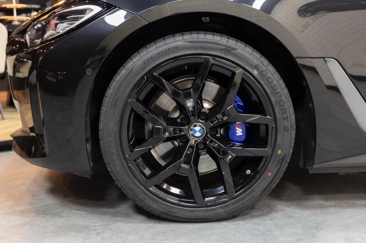 Hoofdafbeelding BMW i4