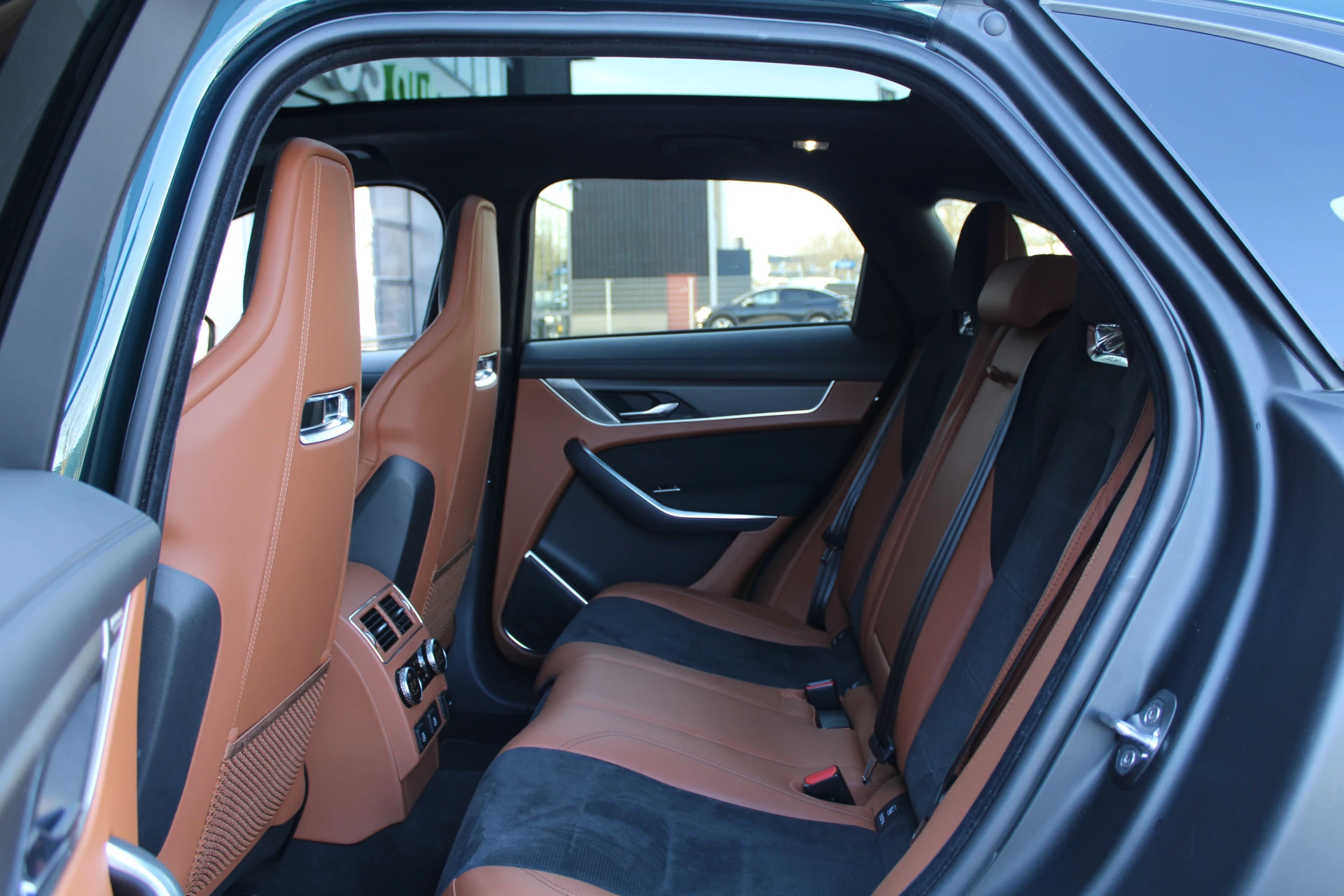 Hoofdafbeelding Jaguar F-PACE