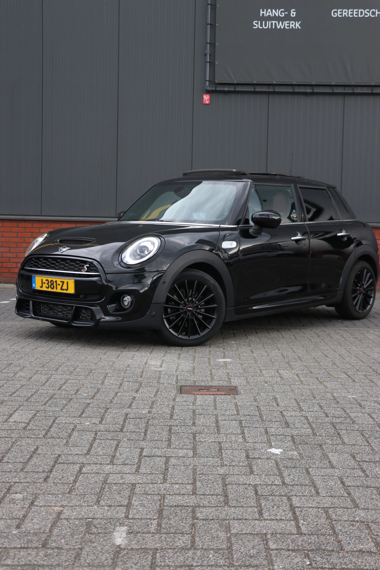 Hoofdafbeelding MINI Cooper S