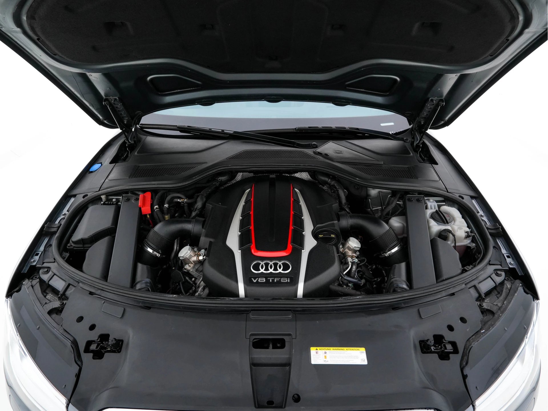 Hoofdafbeelding Audi S8