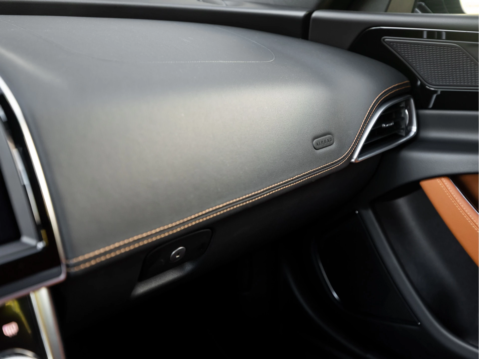 Hoofdafbeelding Jaguar XE
