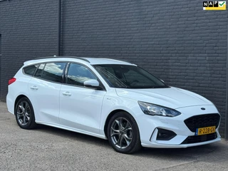 Hoofdafbeelding Ford Focus Ford Focus Wagon 2.0 EcoBlue ST Line X Business 1STE EIGEN | NAVI | CARPLAY | PDC | STOELVERWARMING | NWE APK