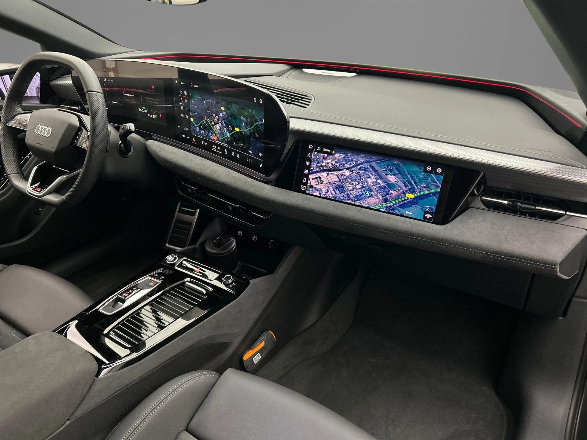 Hoofdafbeelding Audi A6 Avant e-tron