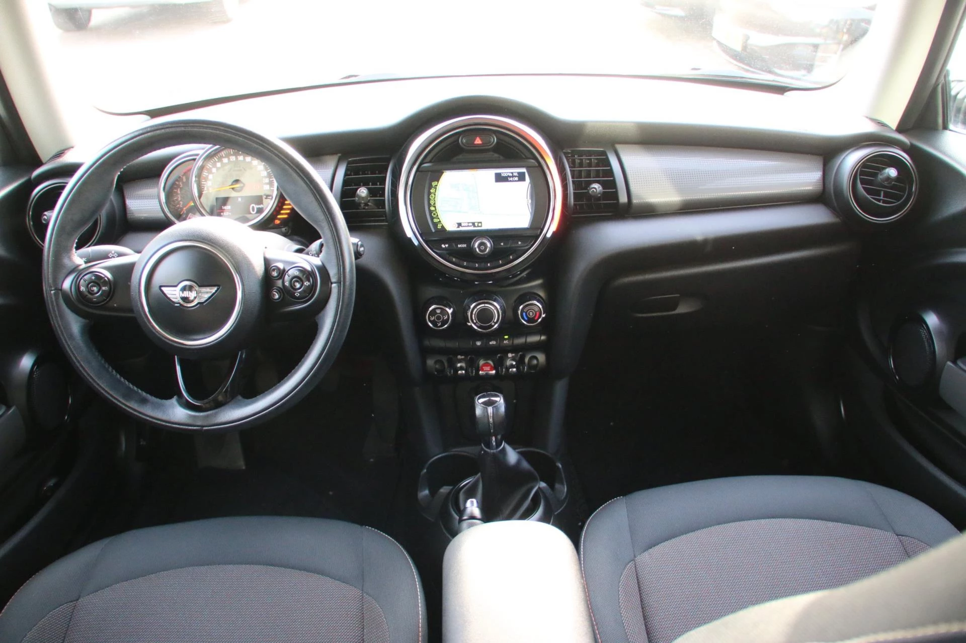 Hoofdafbeelding MINI One