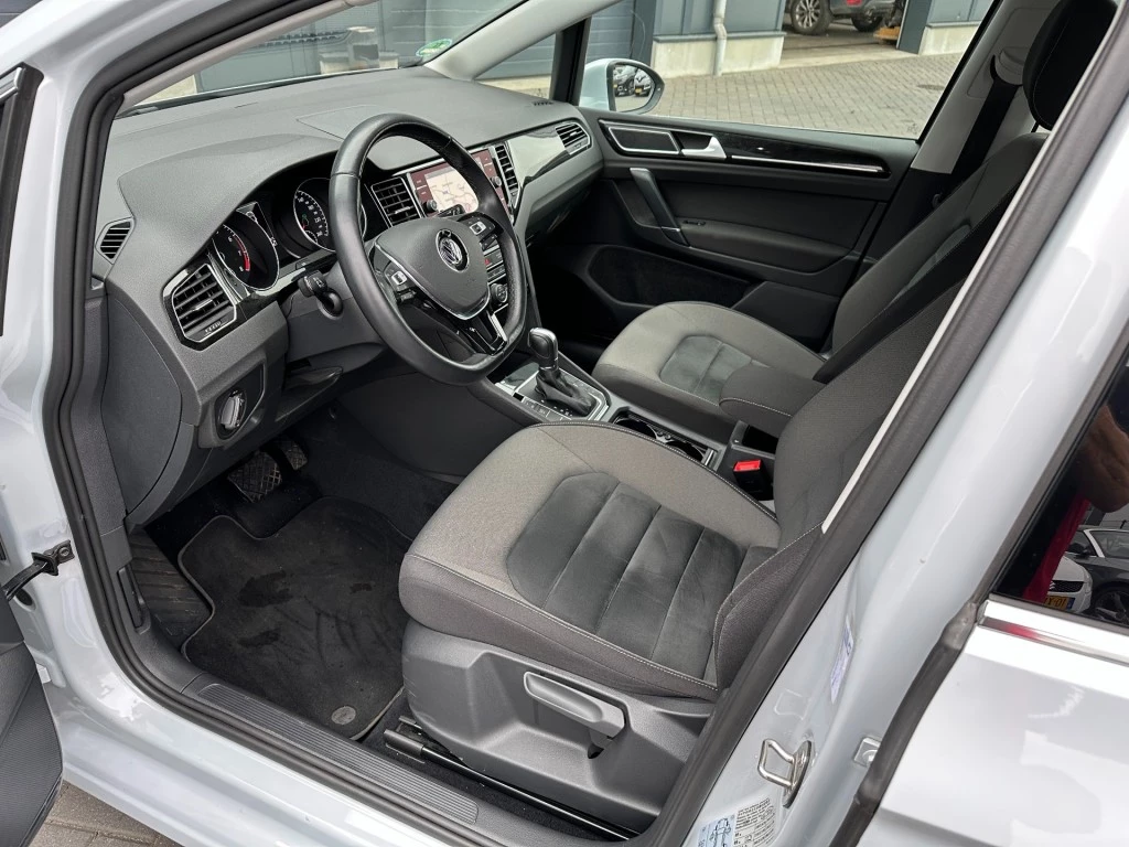 Hoofdafbeelding Volkswagen Golf Sportsvan