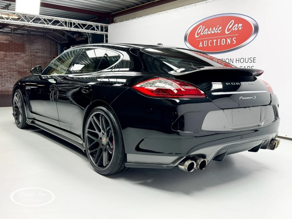Hoofdafbeelding Porsche Panamera