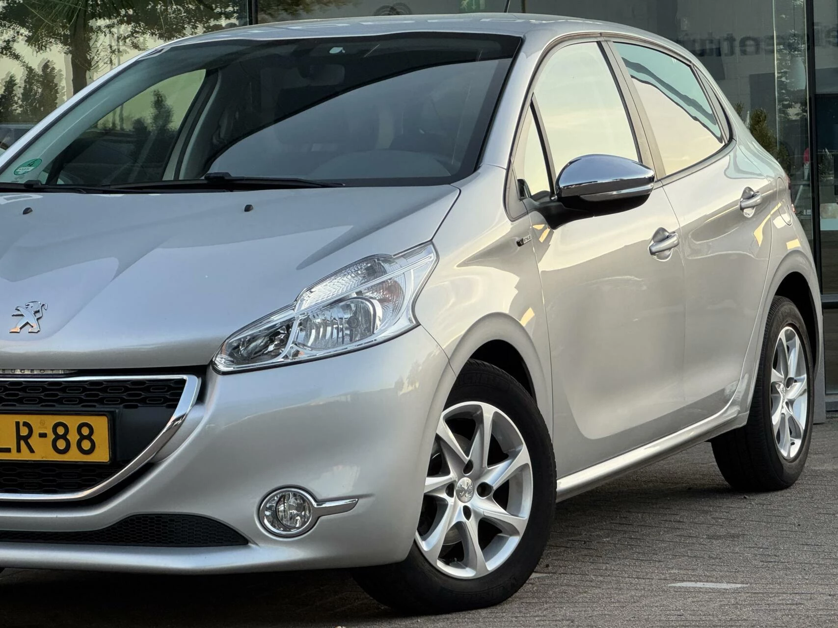 Hoofdafbeelding Peugeot 208