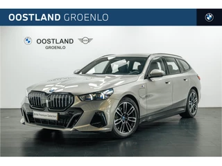 BMW 5 Serie Touring 530e M Sport Automaat / Adaptieve LED / Parking Assistant Plus / Live Cockpit Professional / Stoelverwarming / M Sportonderstel