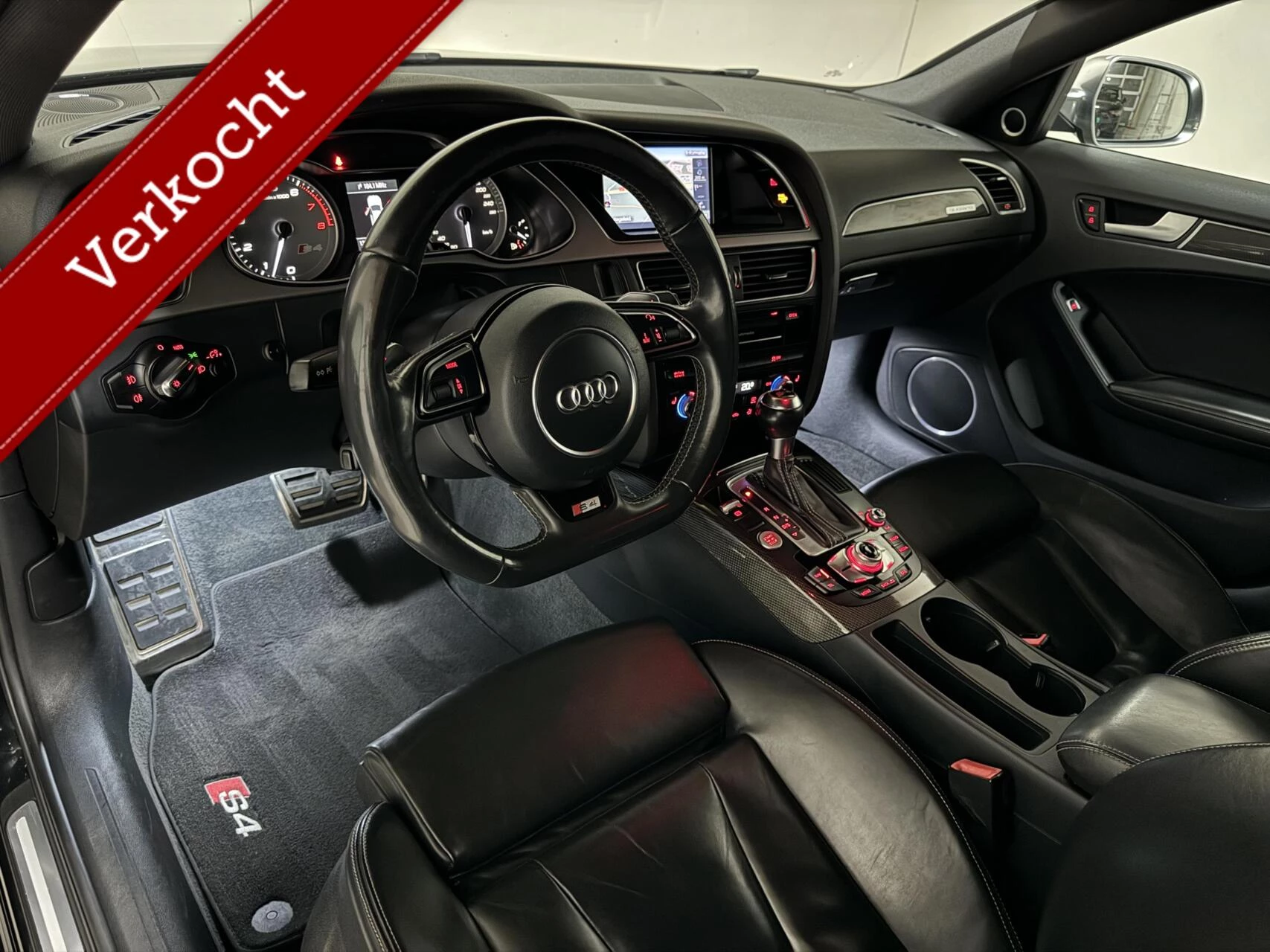 Hoofdafbeelding Audi S4