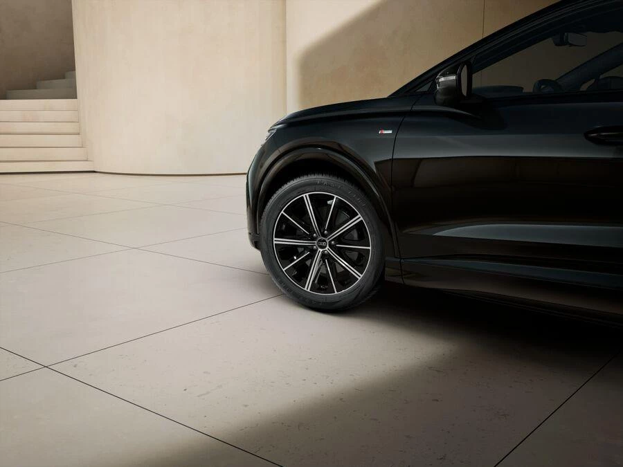 Hoofdafbeelding Audi Q4 e-tron