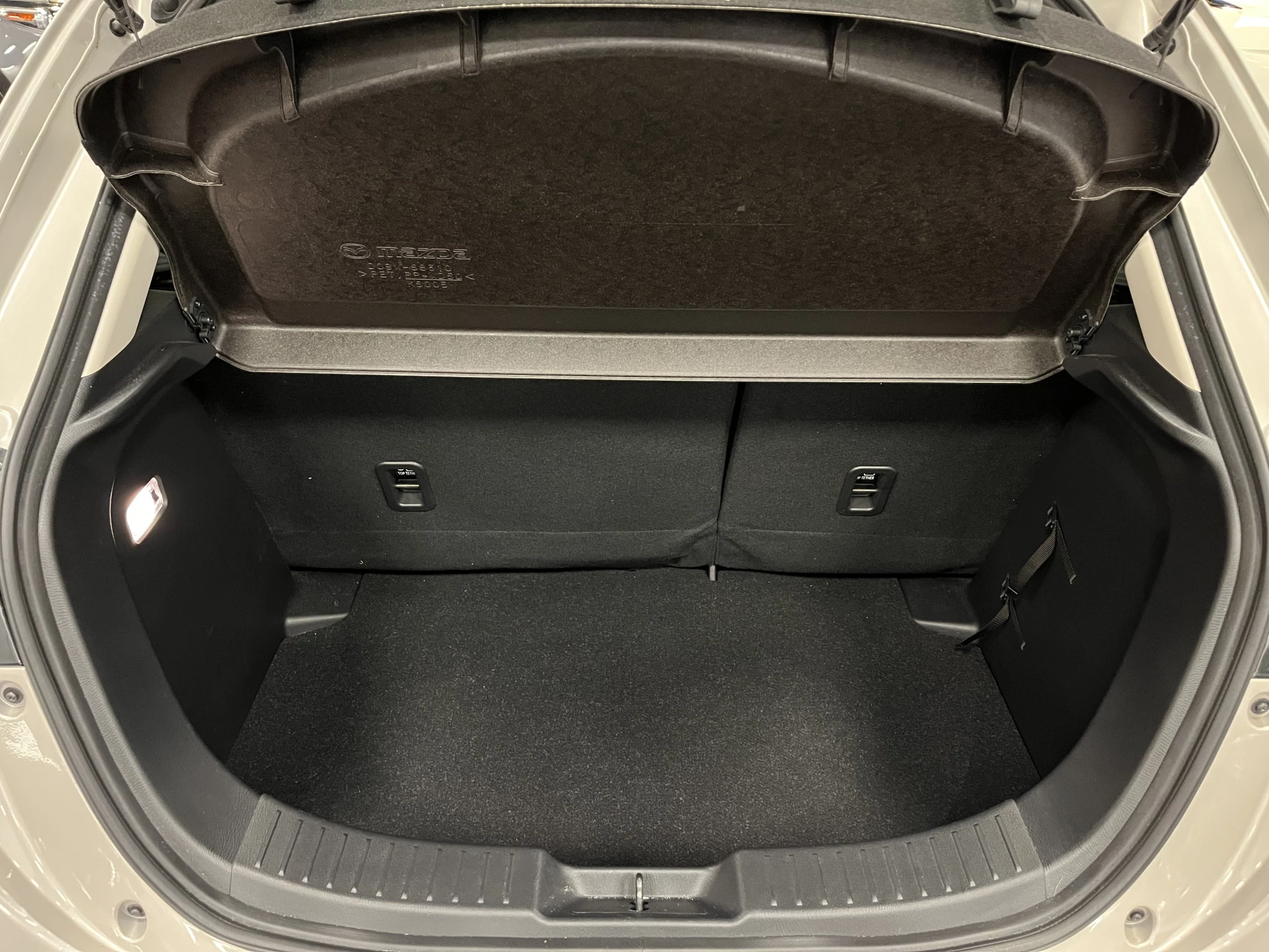 Hoofdafbeelding Mazda 2