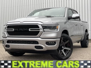 Dodge Ram Pick-Up 1500 Laramie Sport Night Crew Cab 4x4